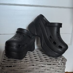 Black Platform Croc Shoes